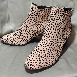 QUPID Diva Leopard Print Ankle Booties